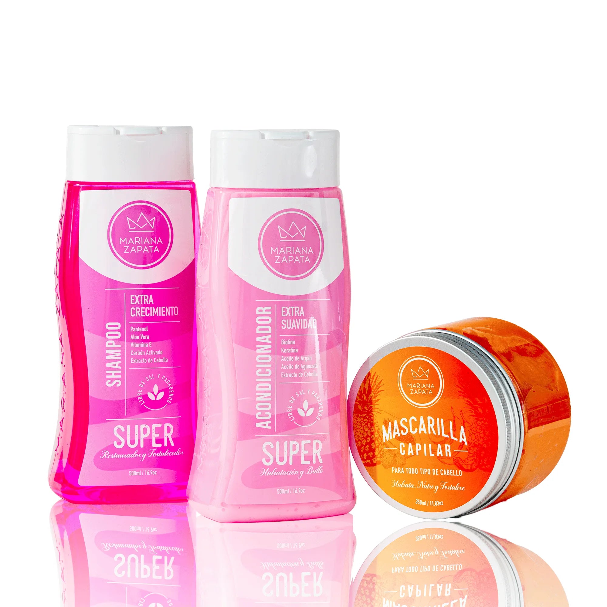 Kit Hidratación, perfume y mascarilla capilar sobre fondo rosa – By Mariana Zapata